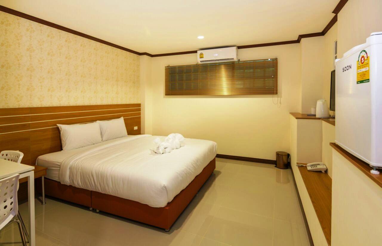 Central Avenue Residency Pattaya Exterior photo